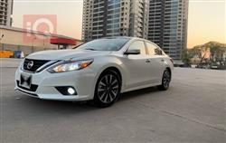 نيسان ألتيما